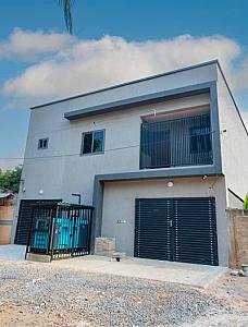 Appartement Prestige — Cour Privée & Garage Personnel